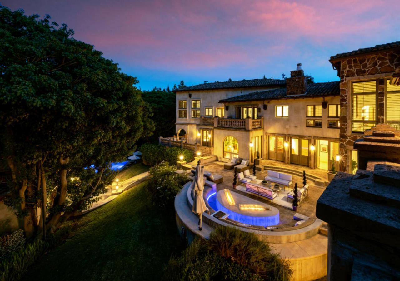 Carolwood Estate *